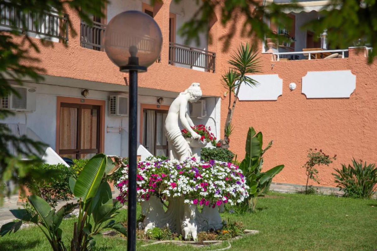 Victoria Hill Hotel (Corfu)