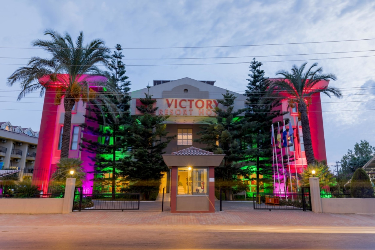 VICTORY RESORT SIDE