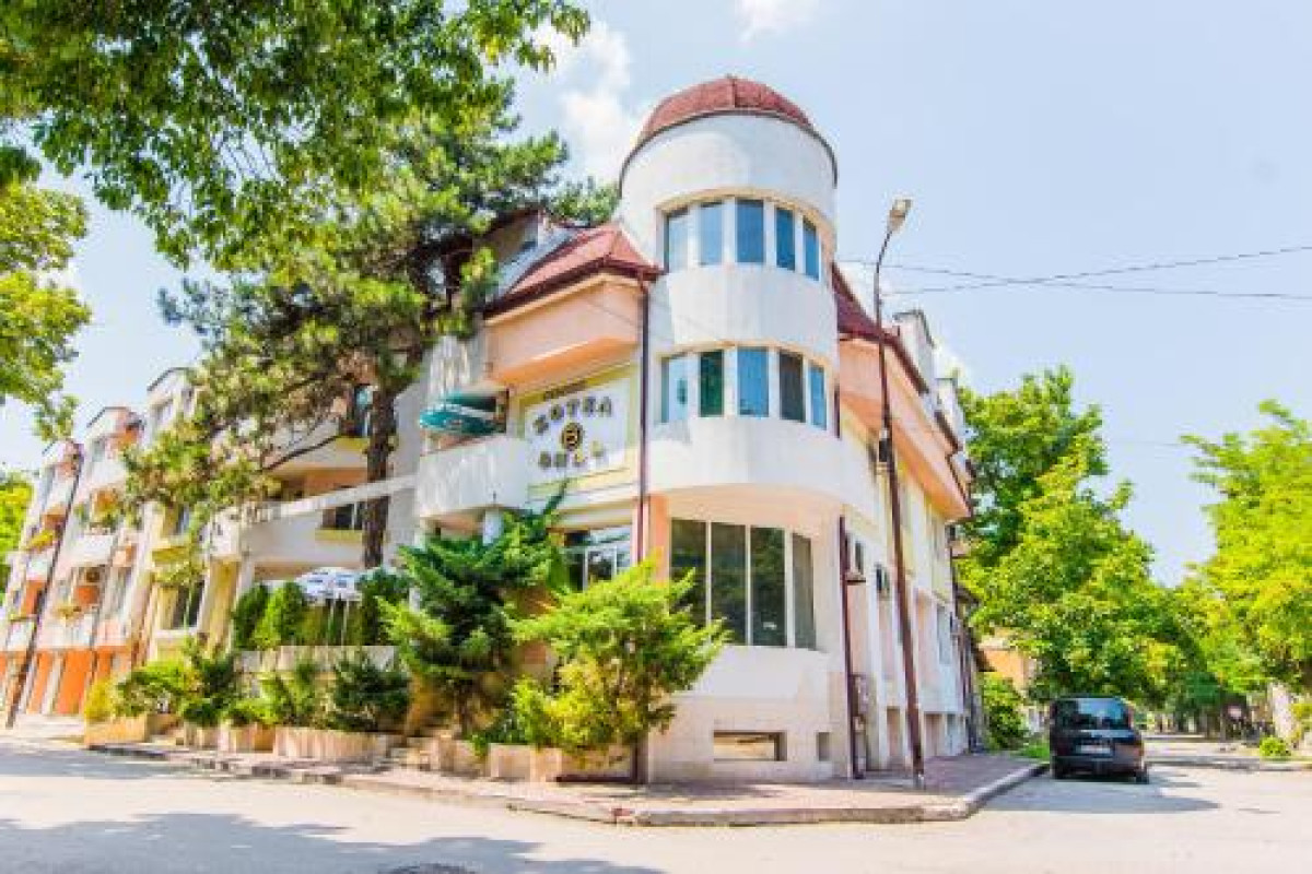 VIDA FAMILY HOTEL