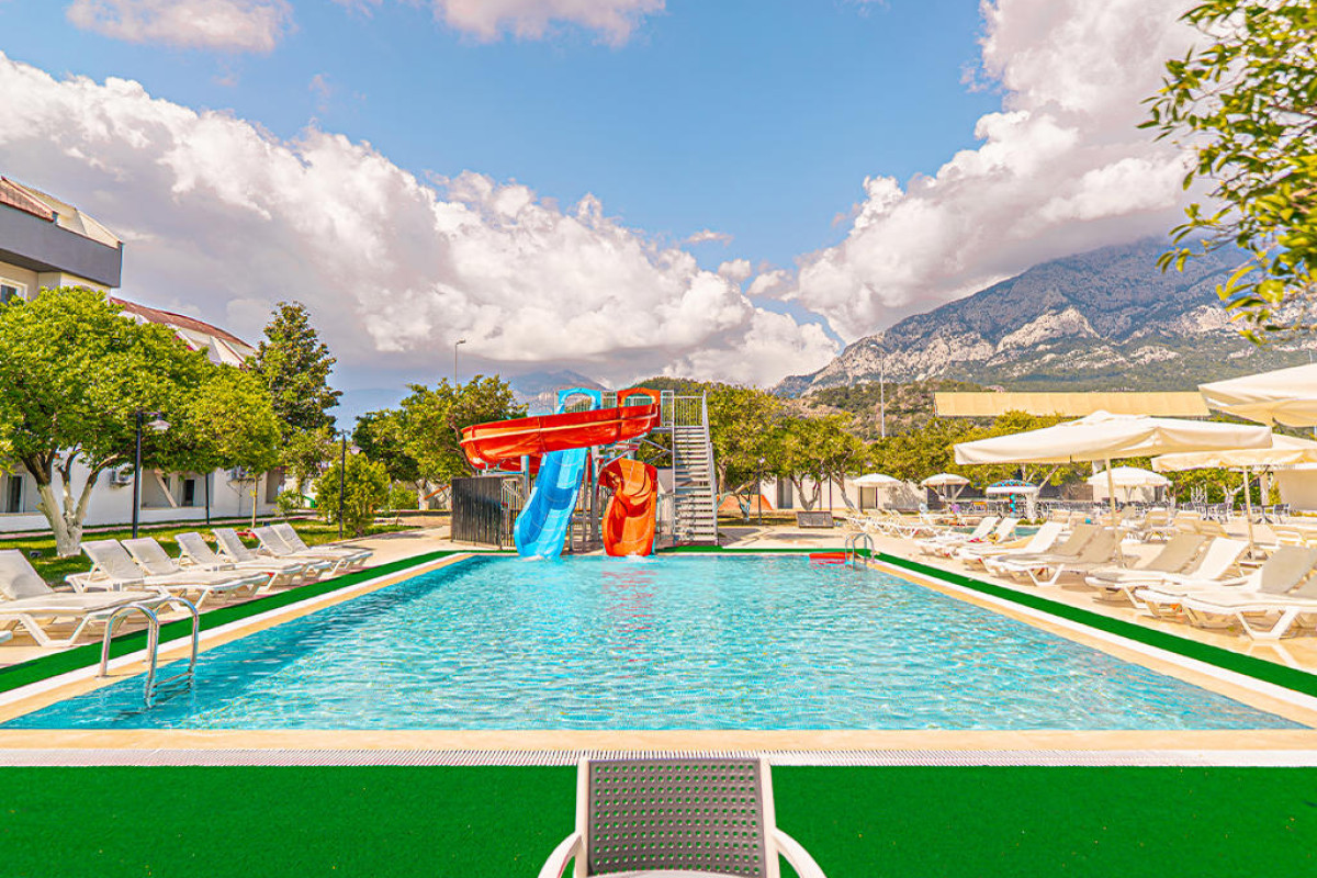 VIKING GARDEN HOTEL & SPA