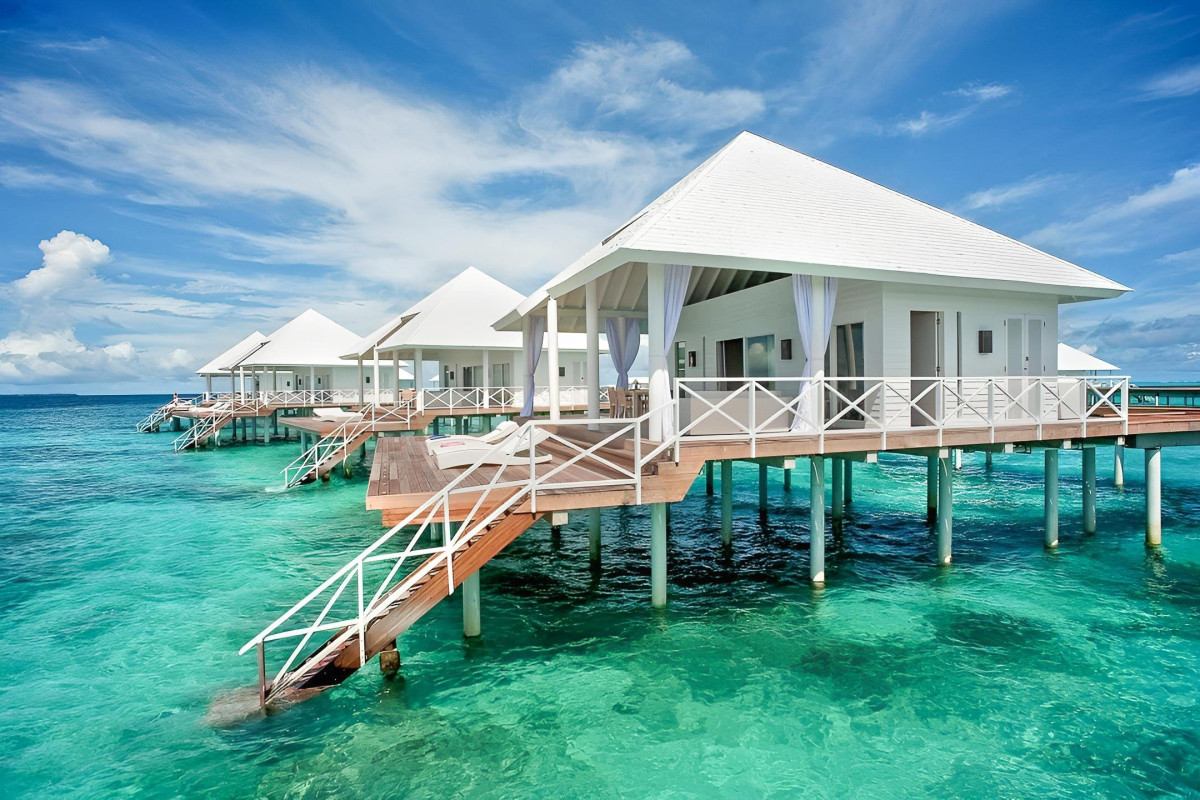 Diamonds Thudufushi