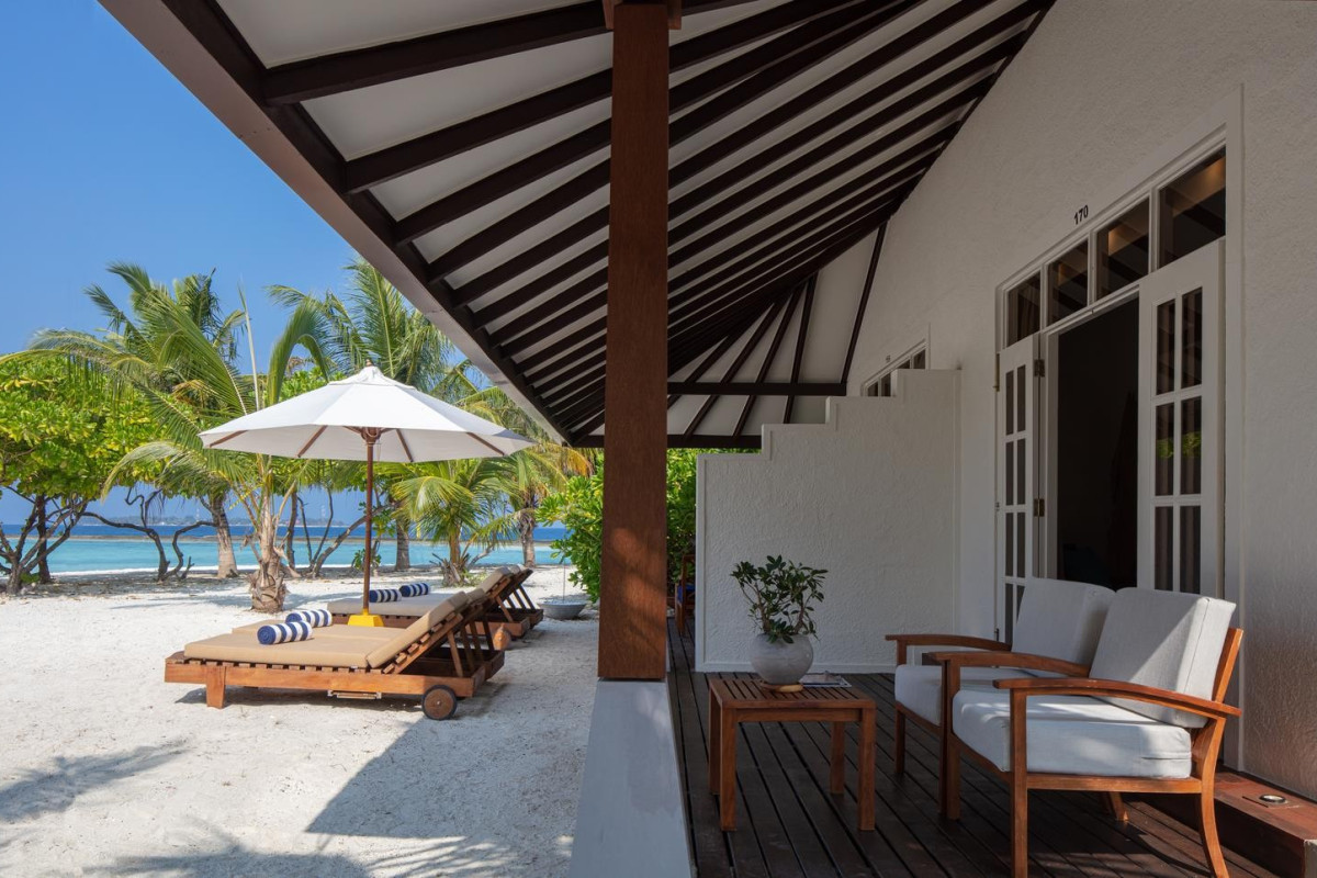 Adaaran Select Meedhupparu & Prestige Water Villas