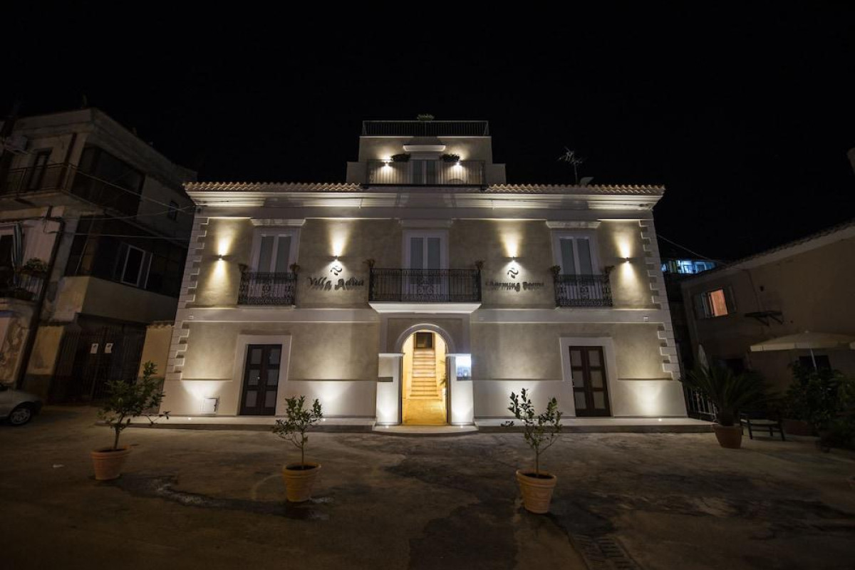 VILLA ADUA