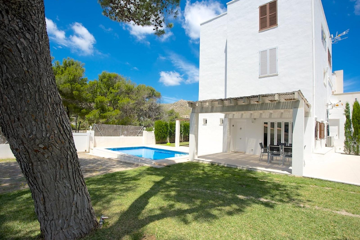 Villa Clara - Three Bedroom