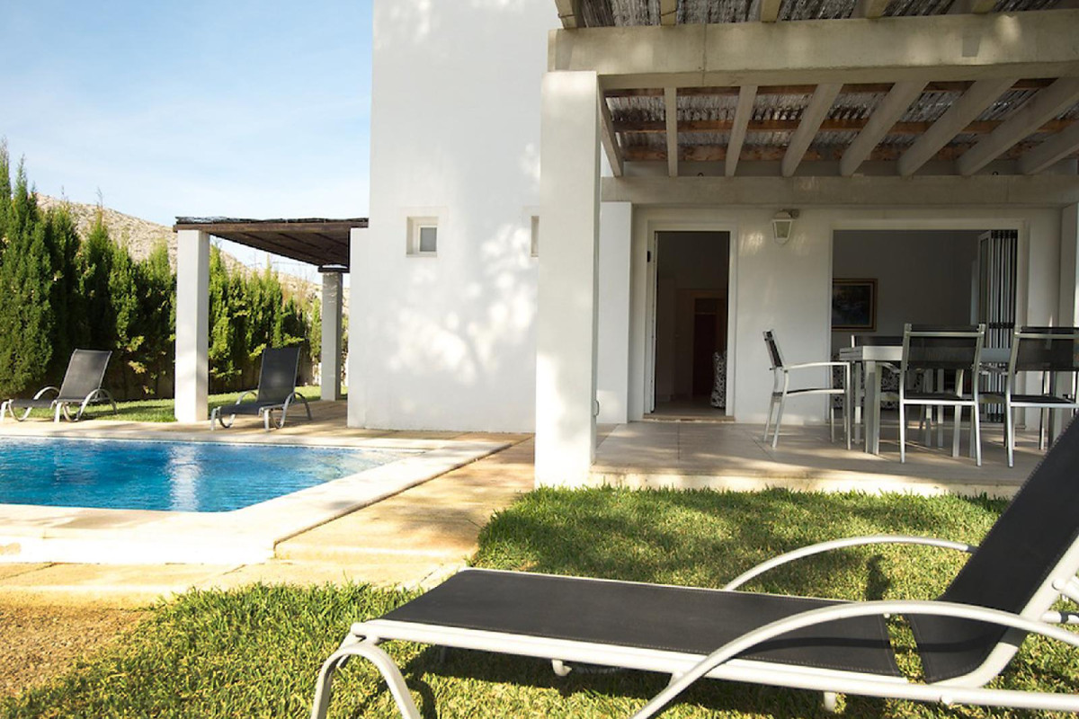 Villa Clara - Three Bedroom
