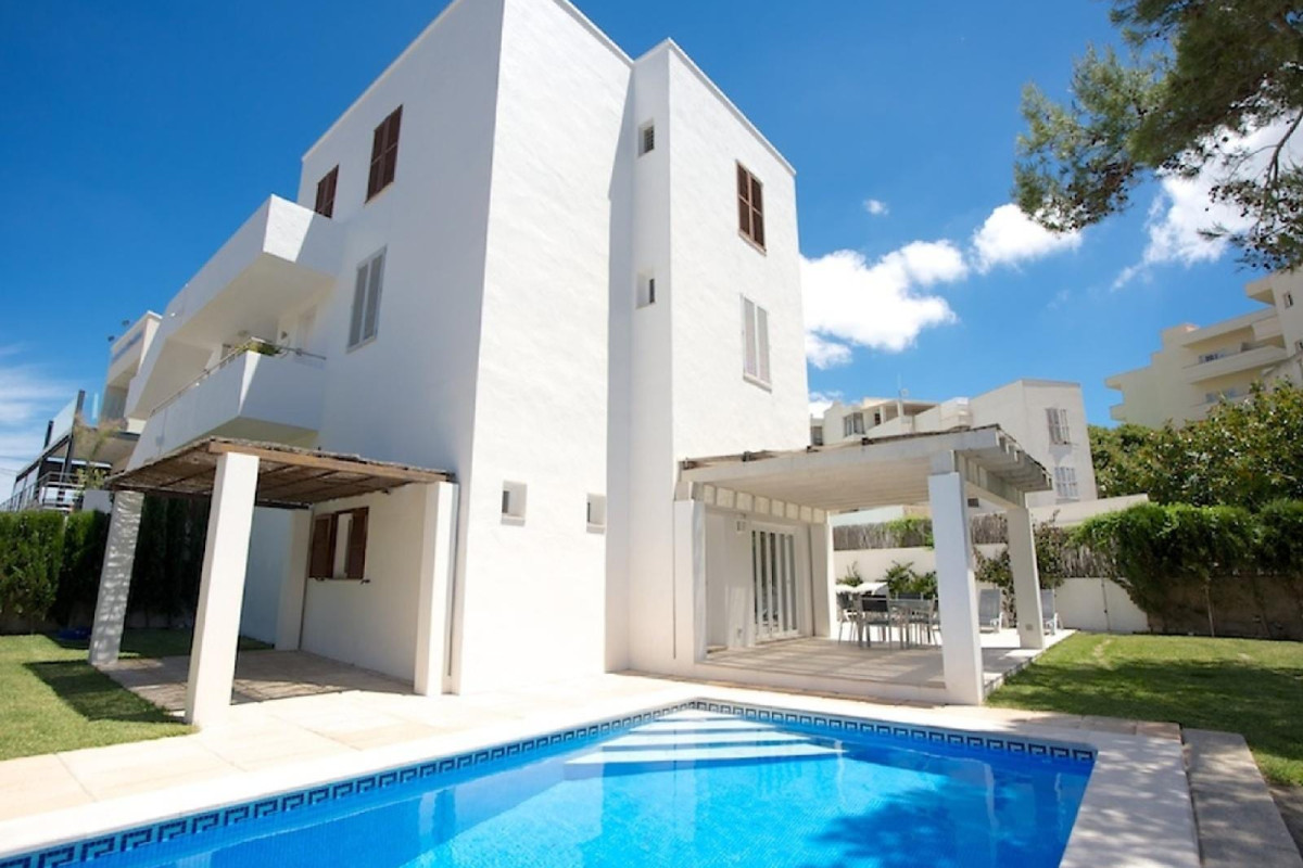 Villa Clara - Three Bedroom