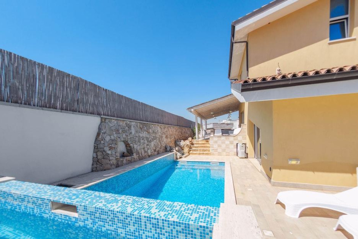 Villa Del Dragone