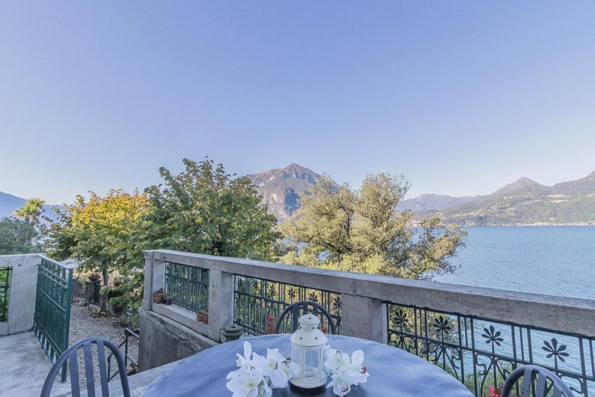 Villa Guardini With Stunning Lake View