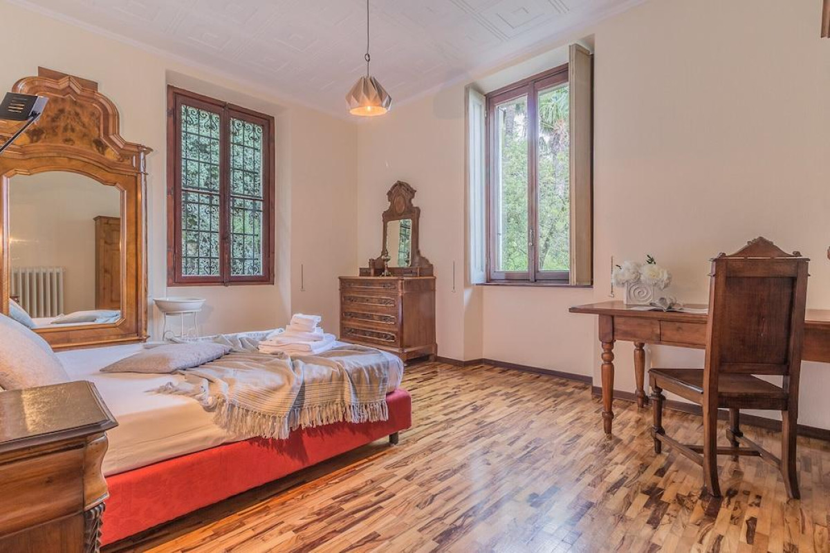 Villa Guardini With Stunning Lake View