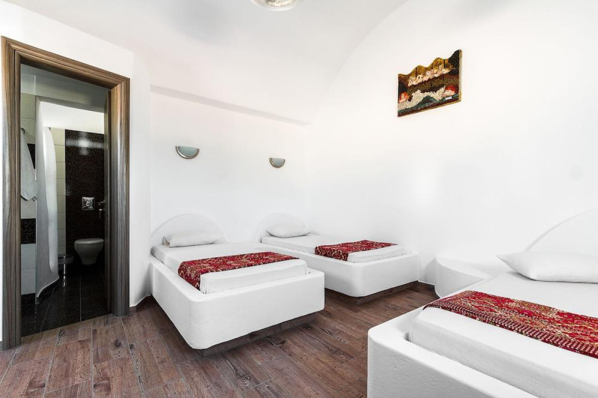 Villa Iliovasilema Santorini