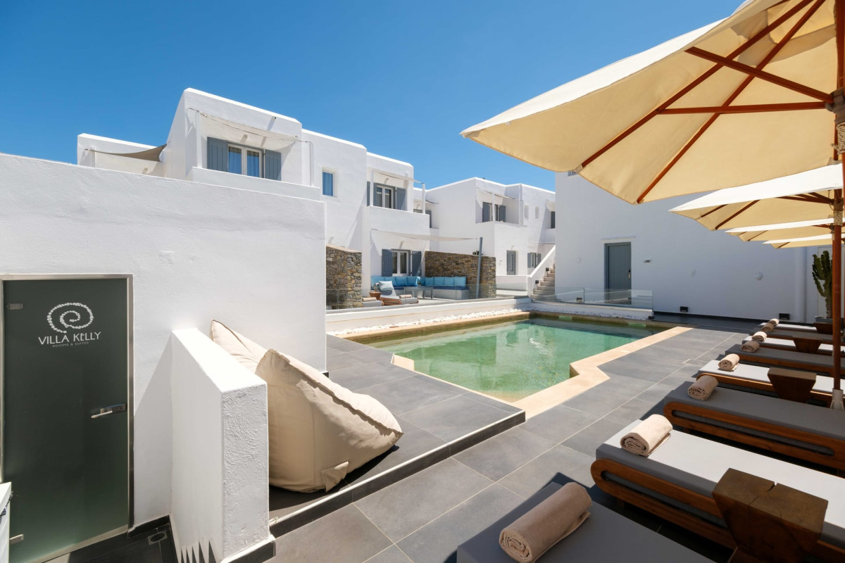 Villa Kelly Rooms  Suites Paros