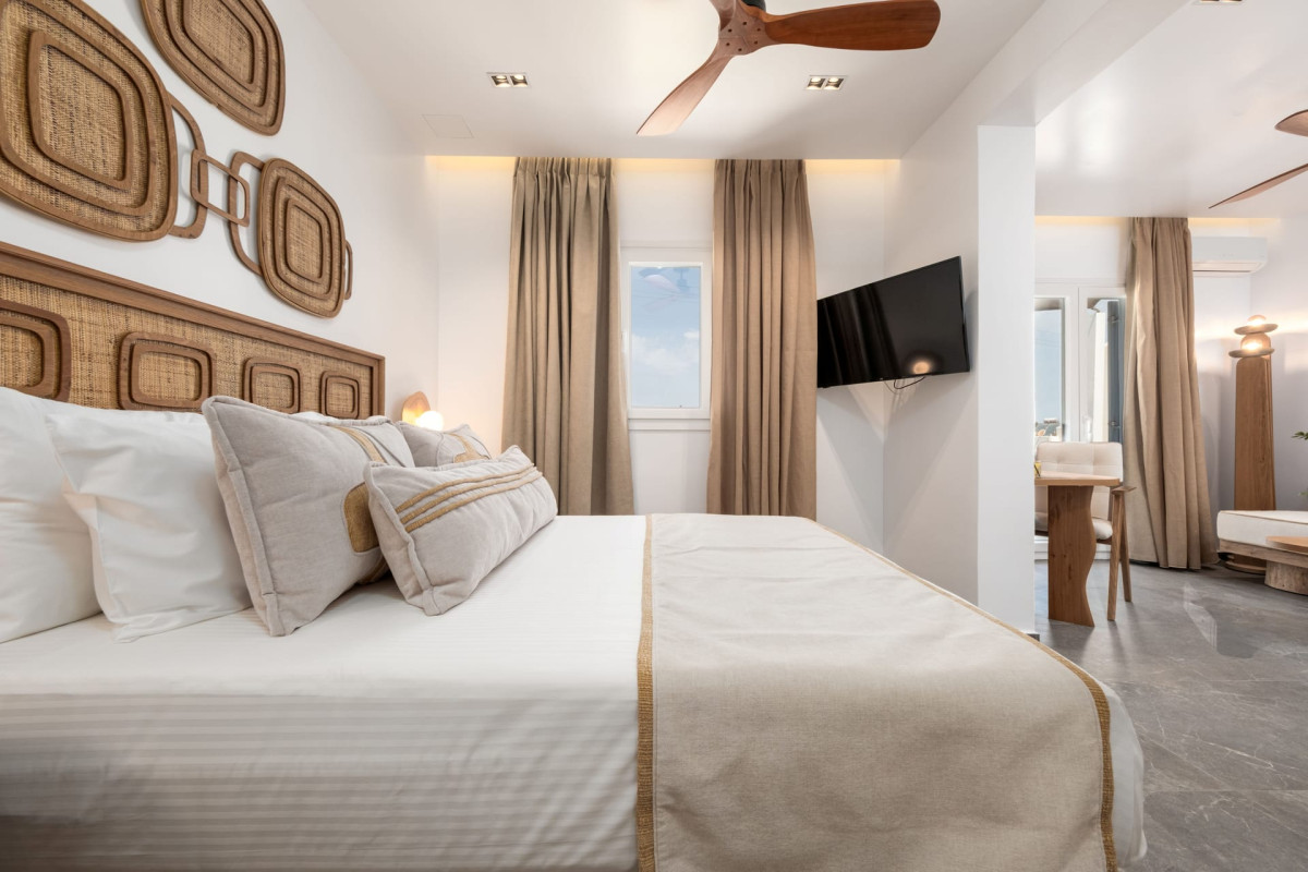 Villa Kelly Rooms  Suites Paros
