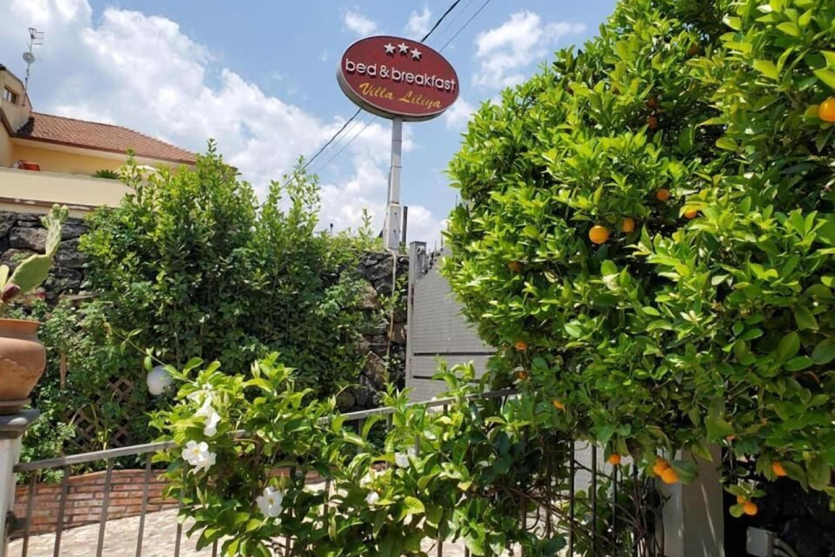 Villa Liliya