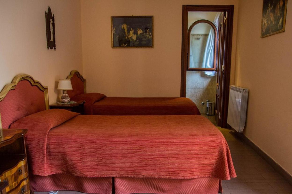 Villa Liliya