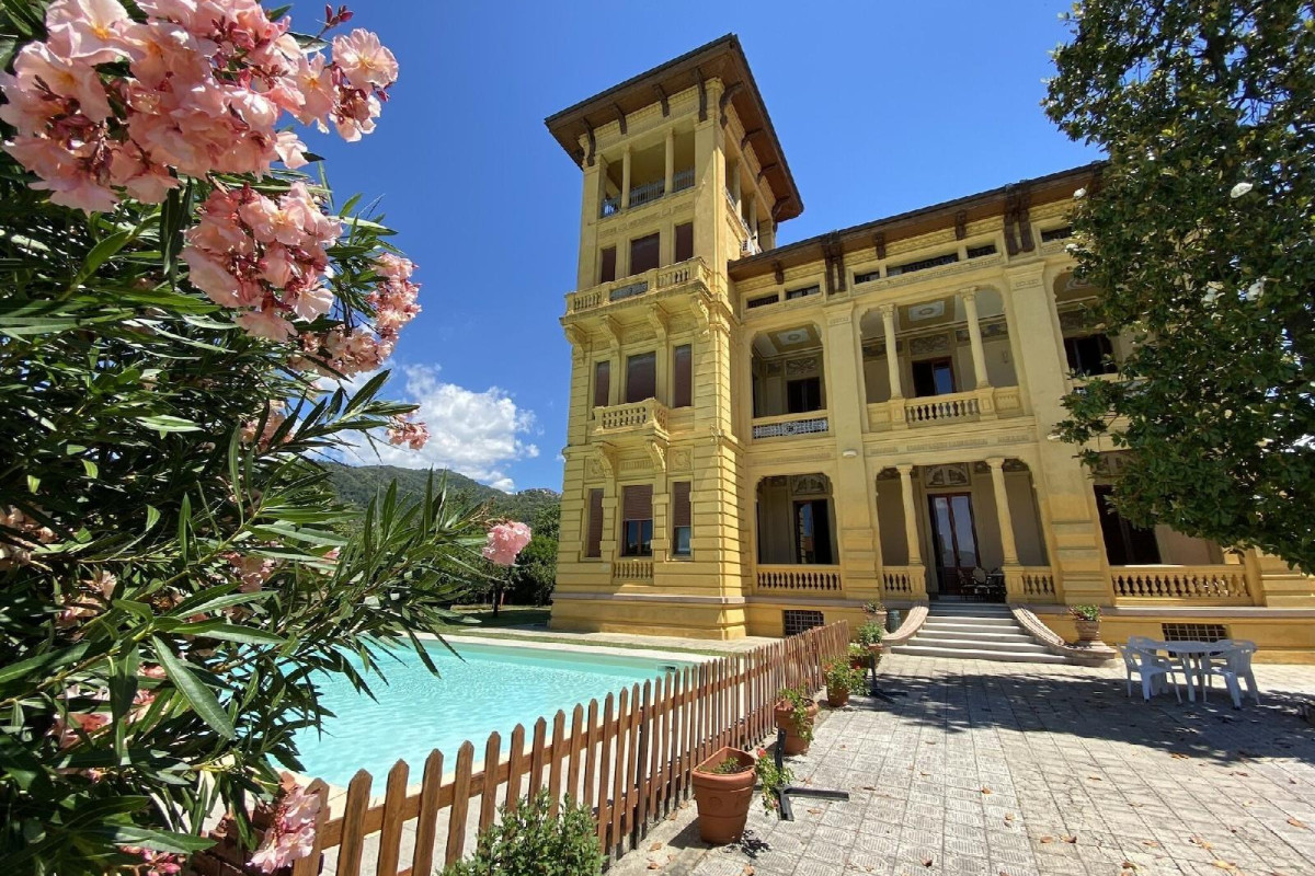 Villa Moorings