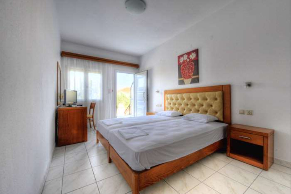 VILLA NATASSA - PAHIS RAHONIOU