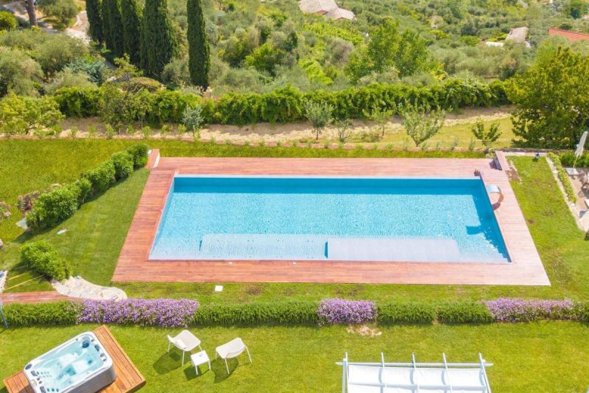 Villa Riviera