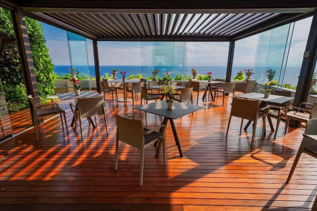 Villa Riviera