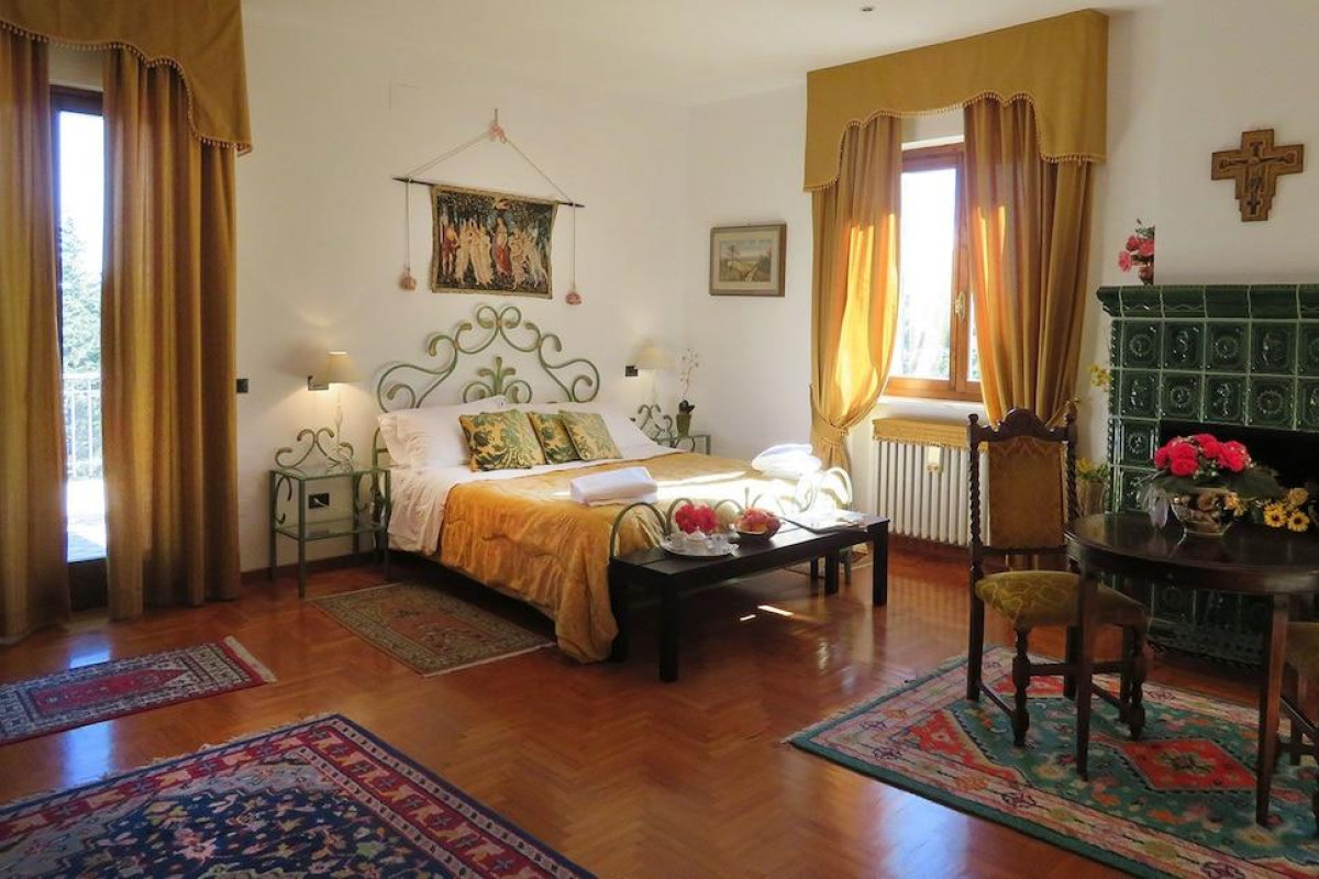 Villa Sant'uberto Country Inn