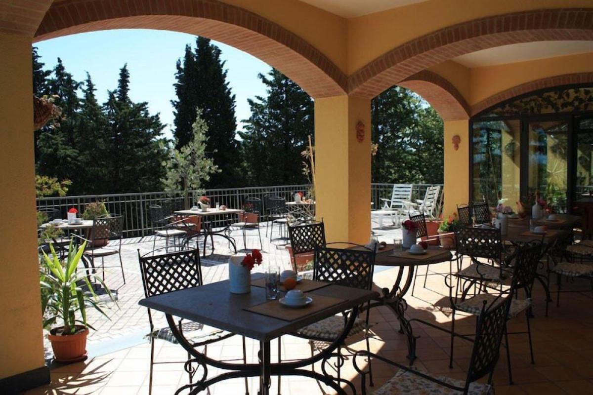 Villa Sant'uberto Country Inn