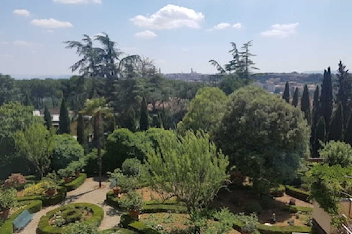 VILLA SCACCIAPENSIERI