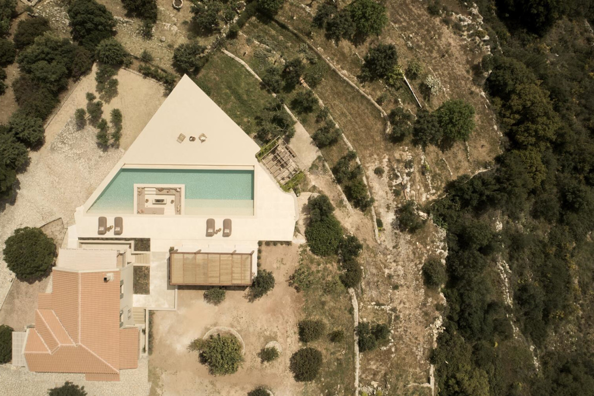 Villa Sui Generis