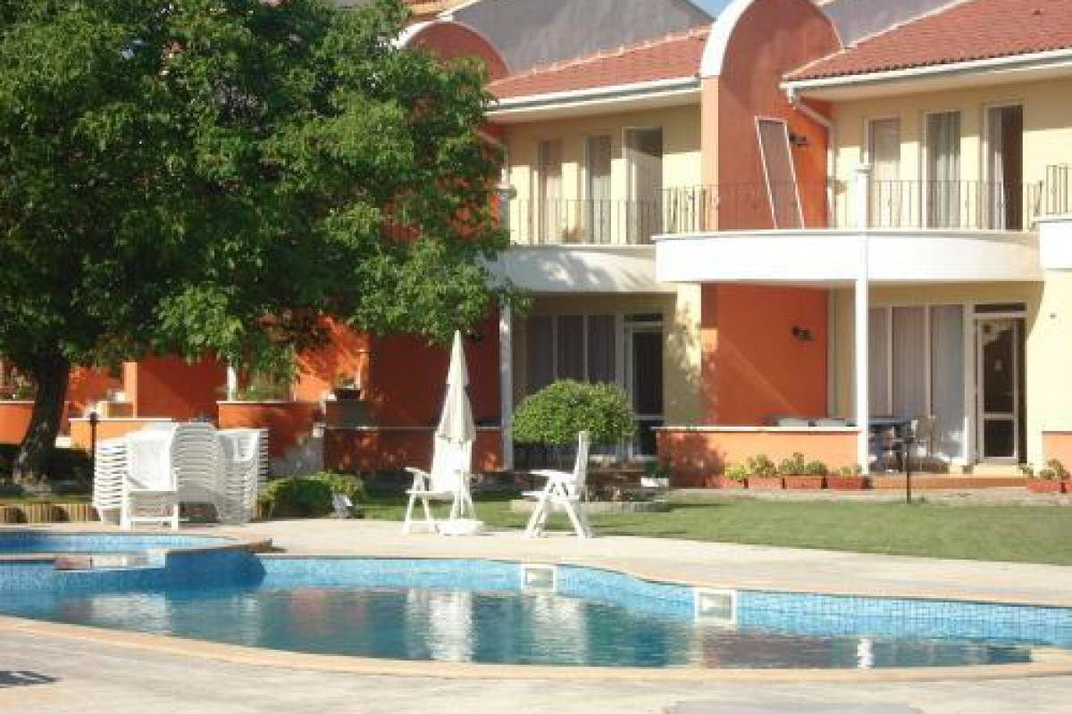 VILLA VALENTINA