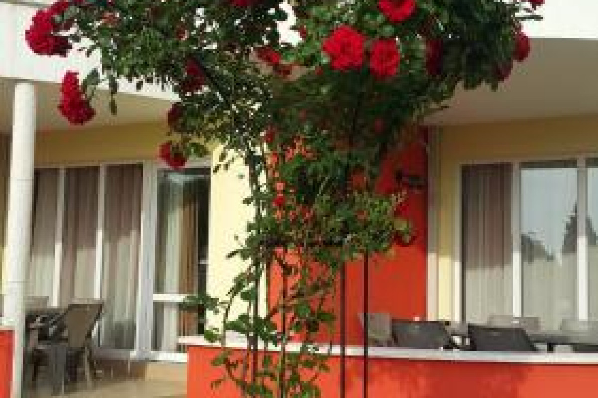 VILLA VALENTINA