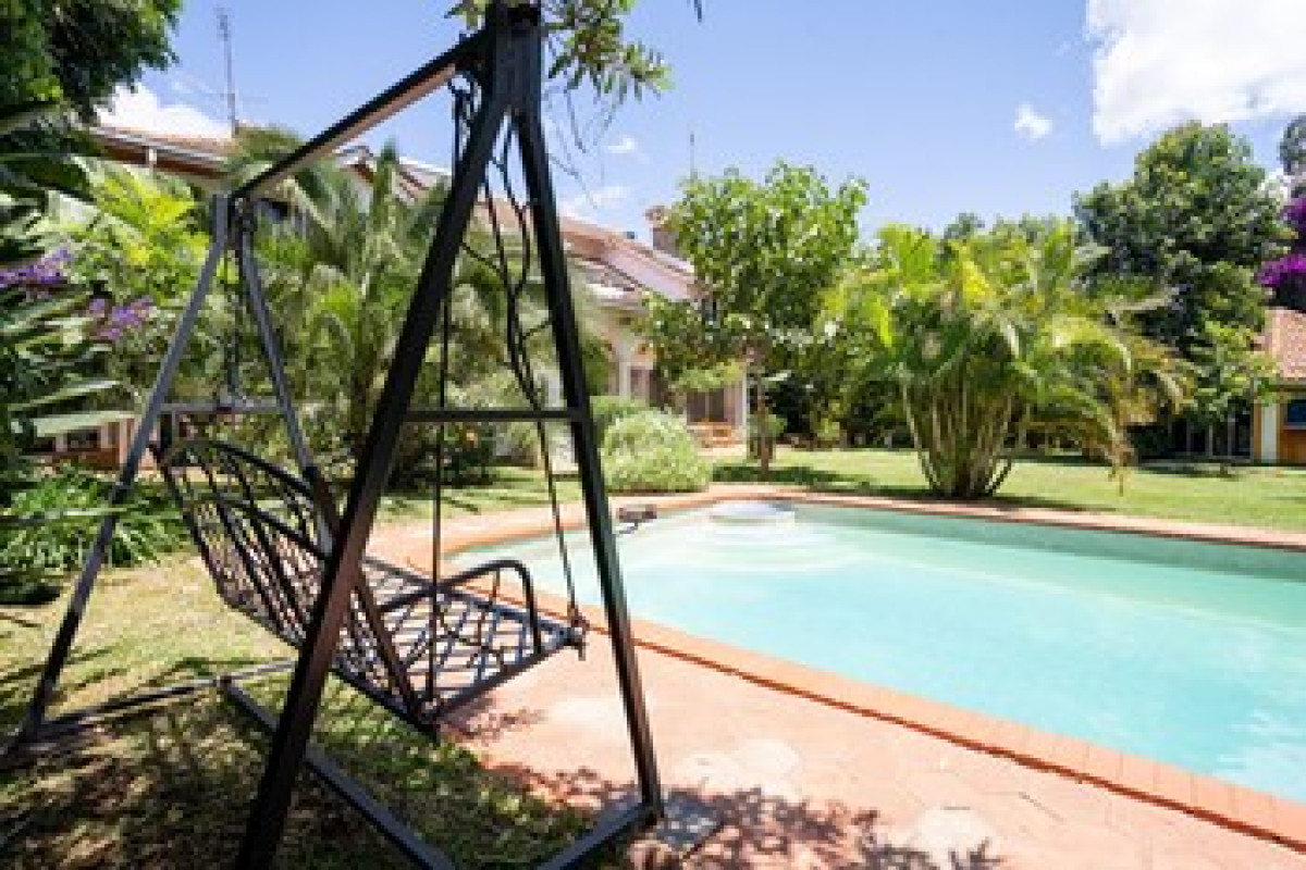 VILLAGE VILLA