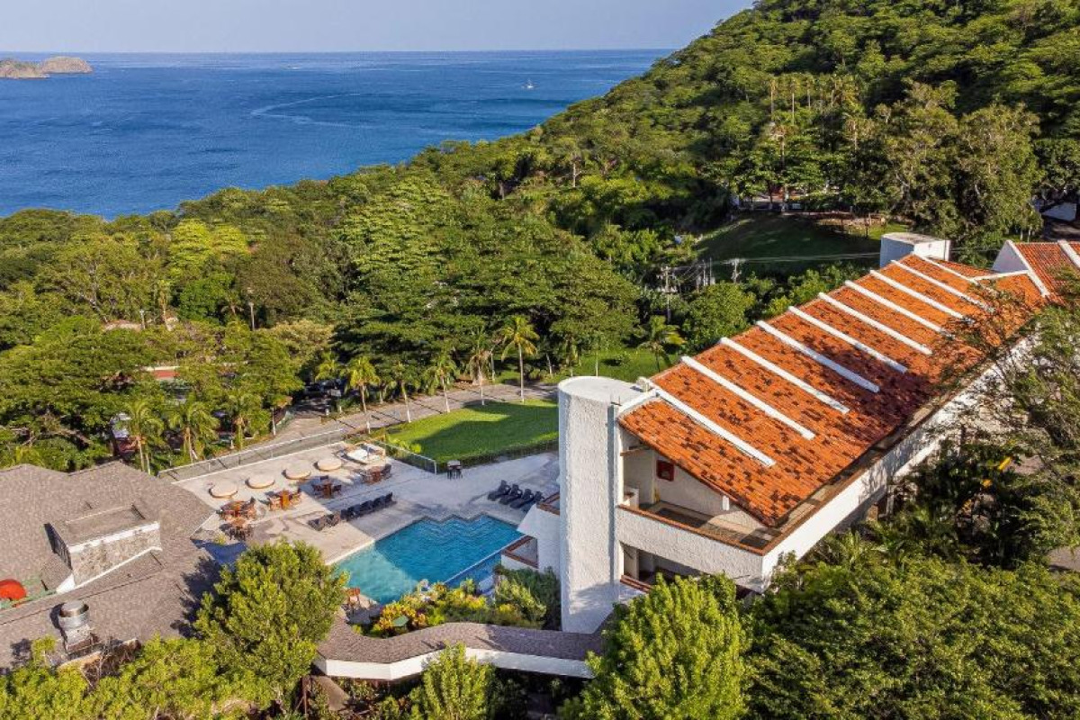 Villas Sol Beach Resort