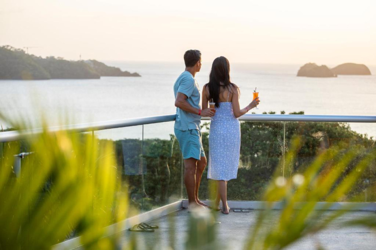 Villas Sol Beach Resort