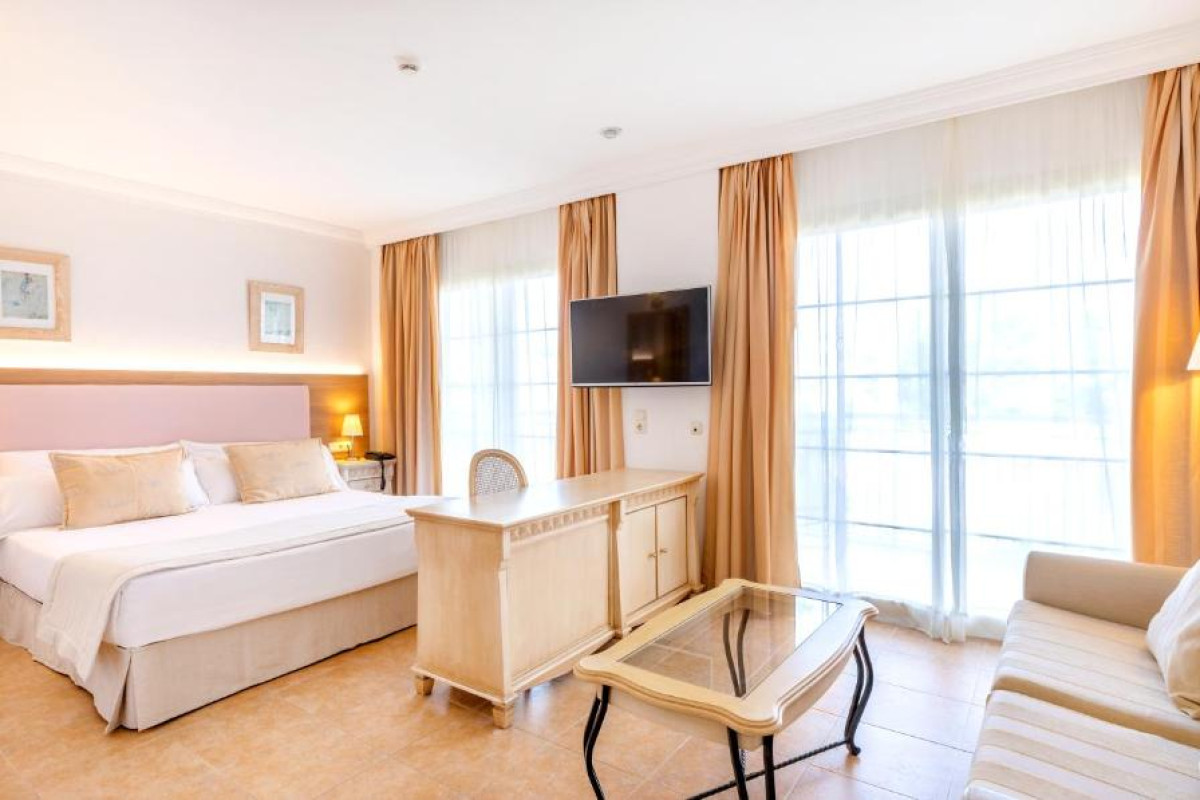 VIVA Cala Mesquida Suites & Spa Adults Only 16