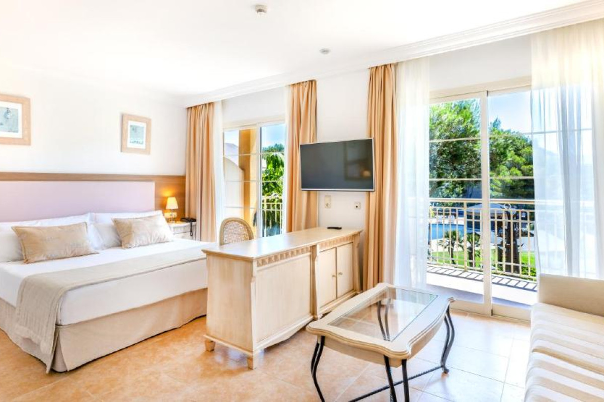 VIVA Cala Mesquida Suites & Spa Adults Only 16