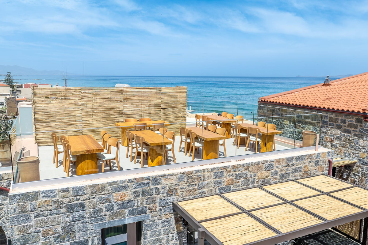 Volta Seaside Boutique Hotel