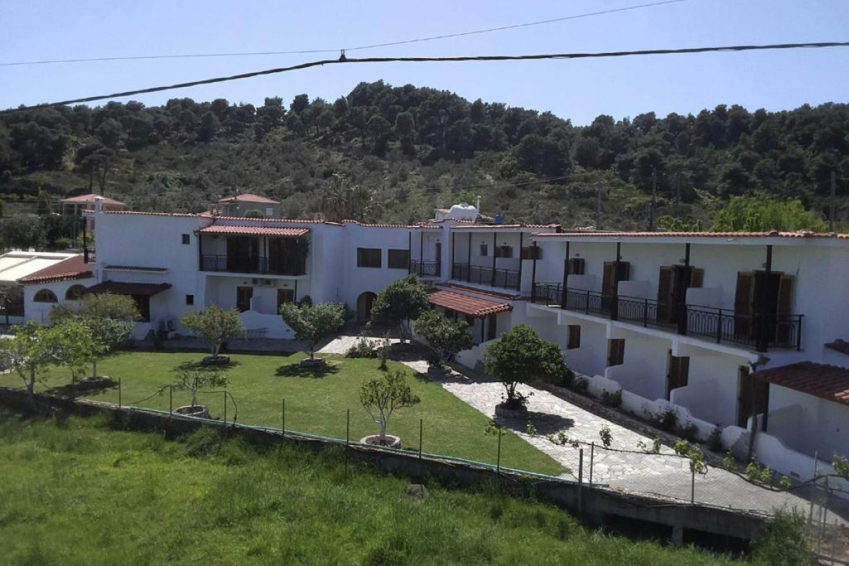 Vontzos Hotel