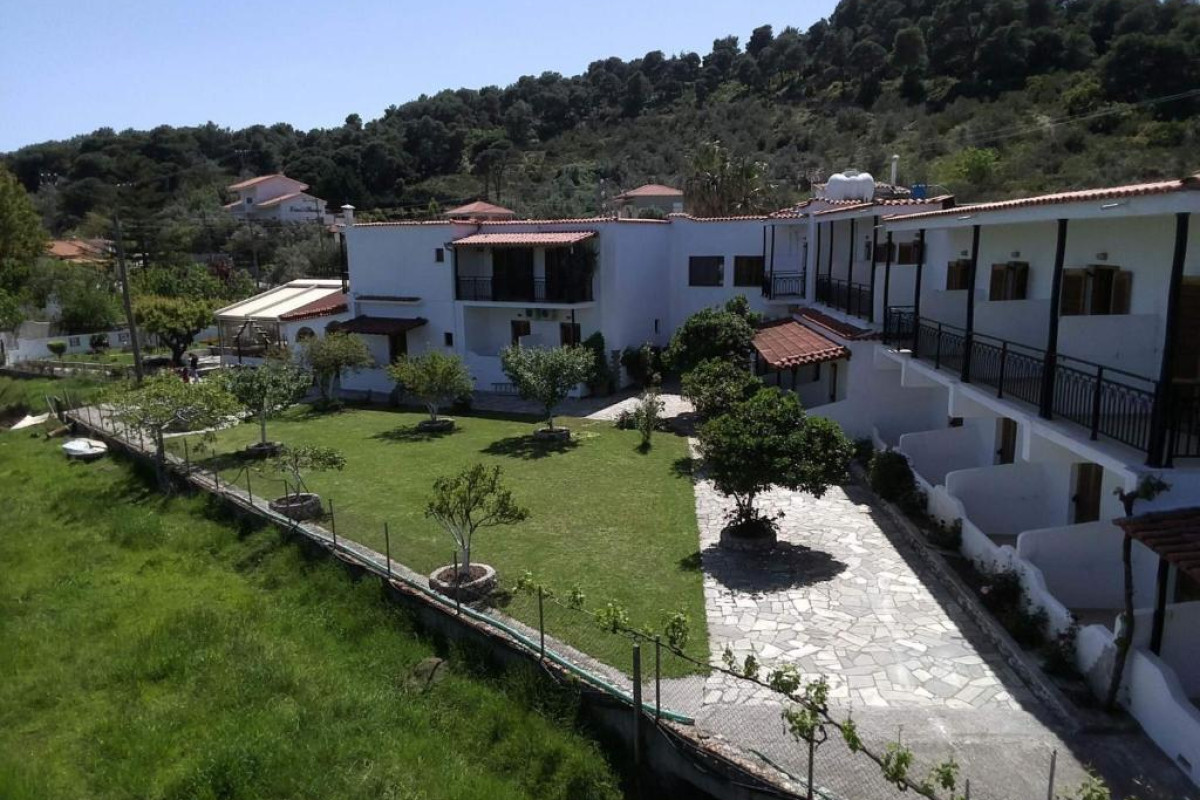 Vontzos Hotel