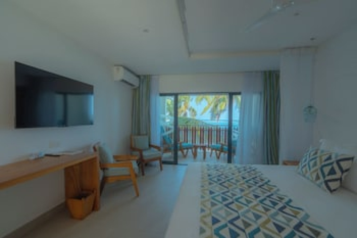 VOYAGER BEACH RESORT