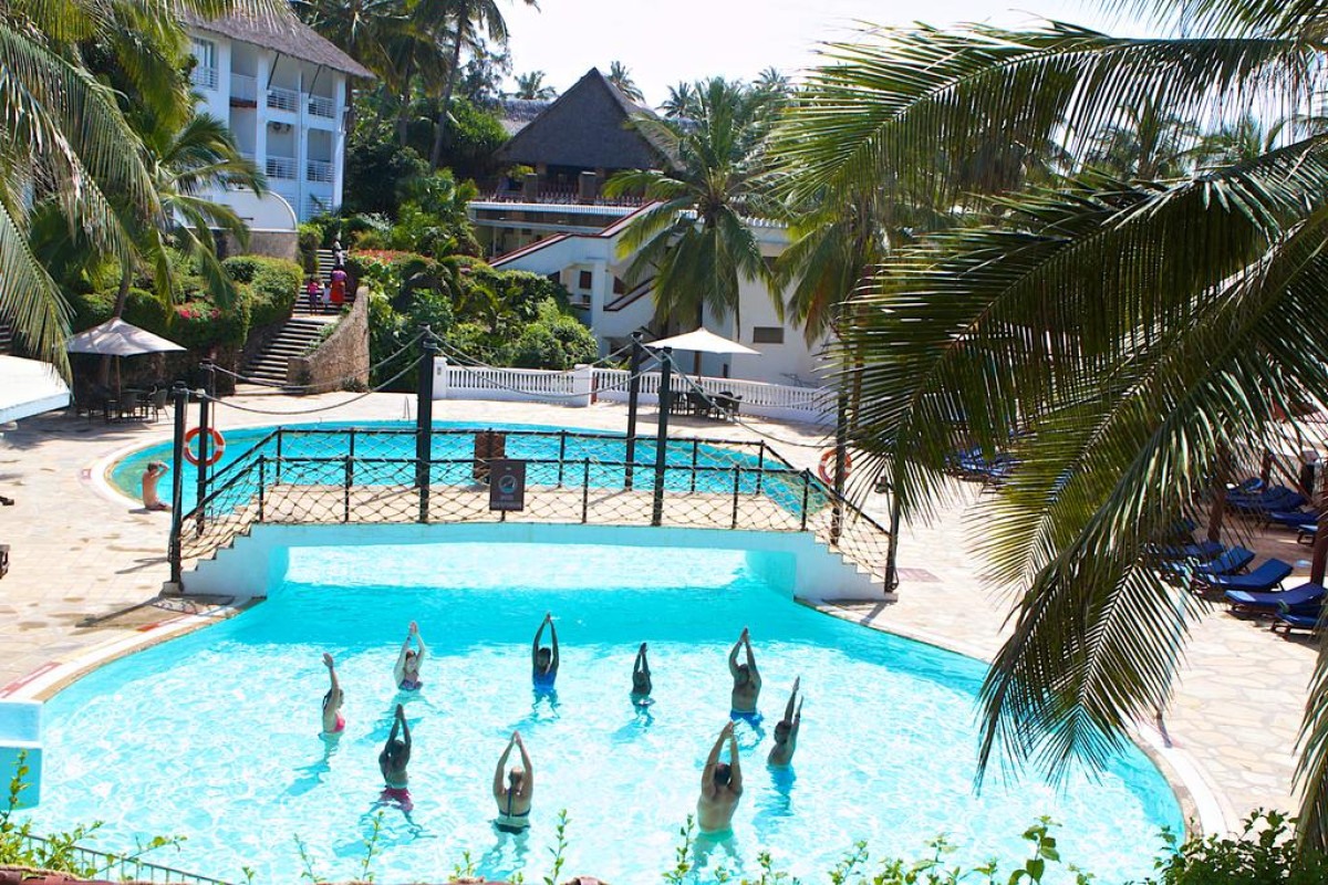 VOYAGER BEACH RESORT