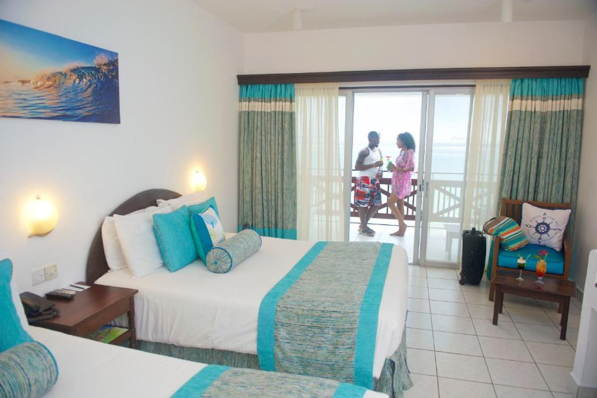 Voyager Beach Resort