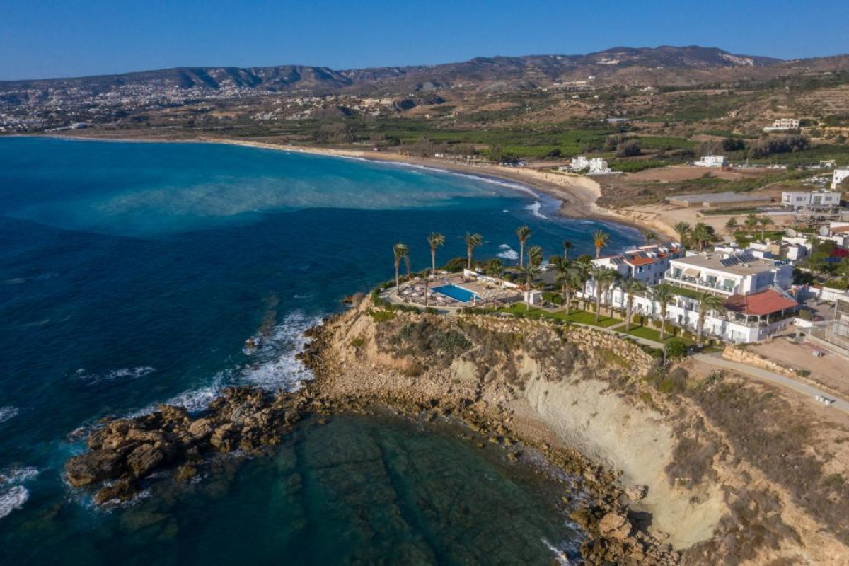 Vrachia Beach Hotel & Suites (Adults Only)