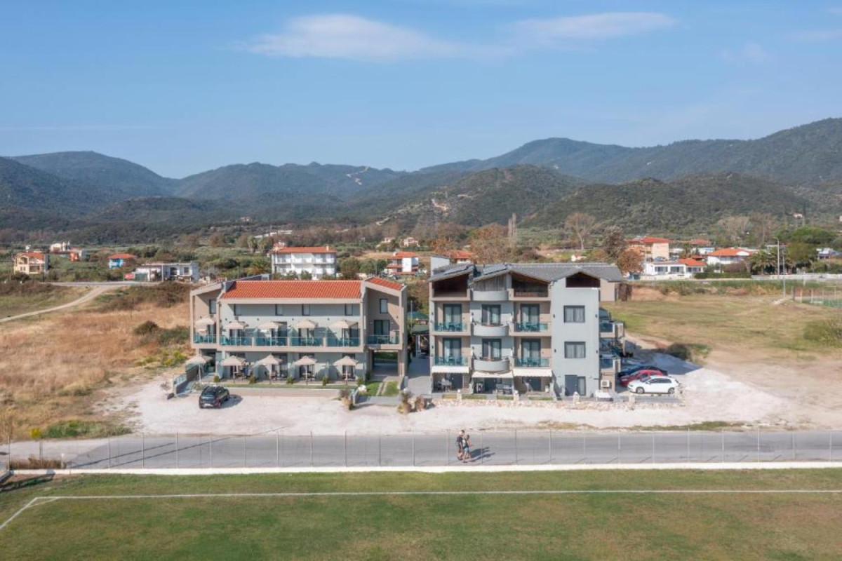 Vrahakia Hotel