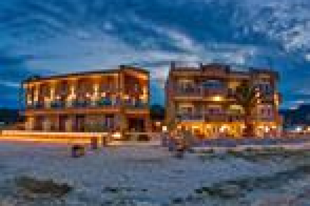 Vrahakia Hotel