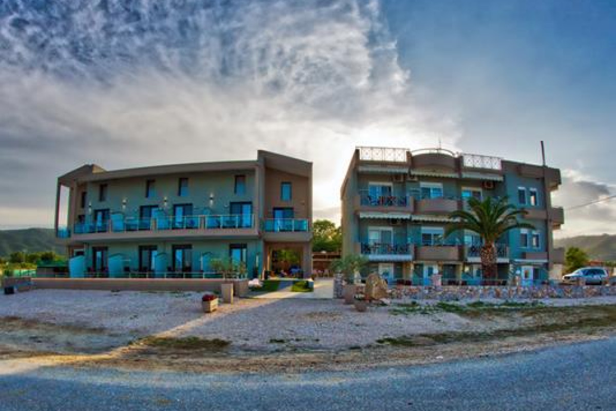 Vrahakia Hotel