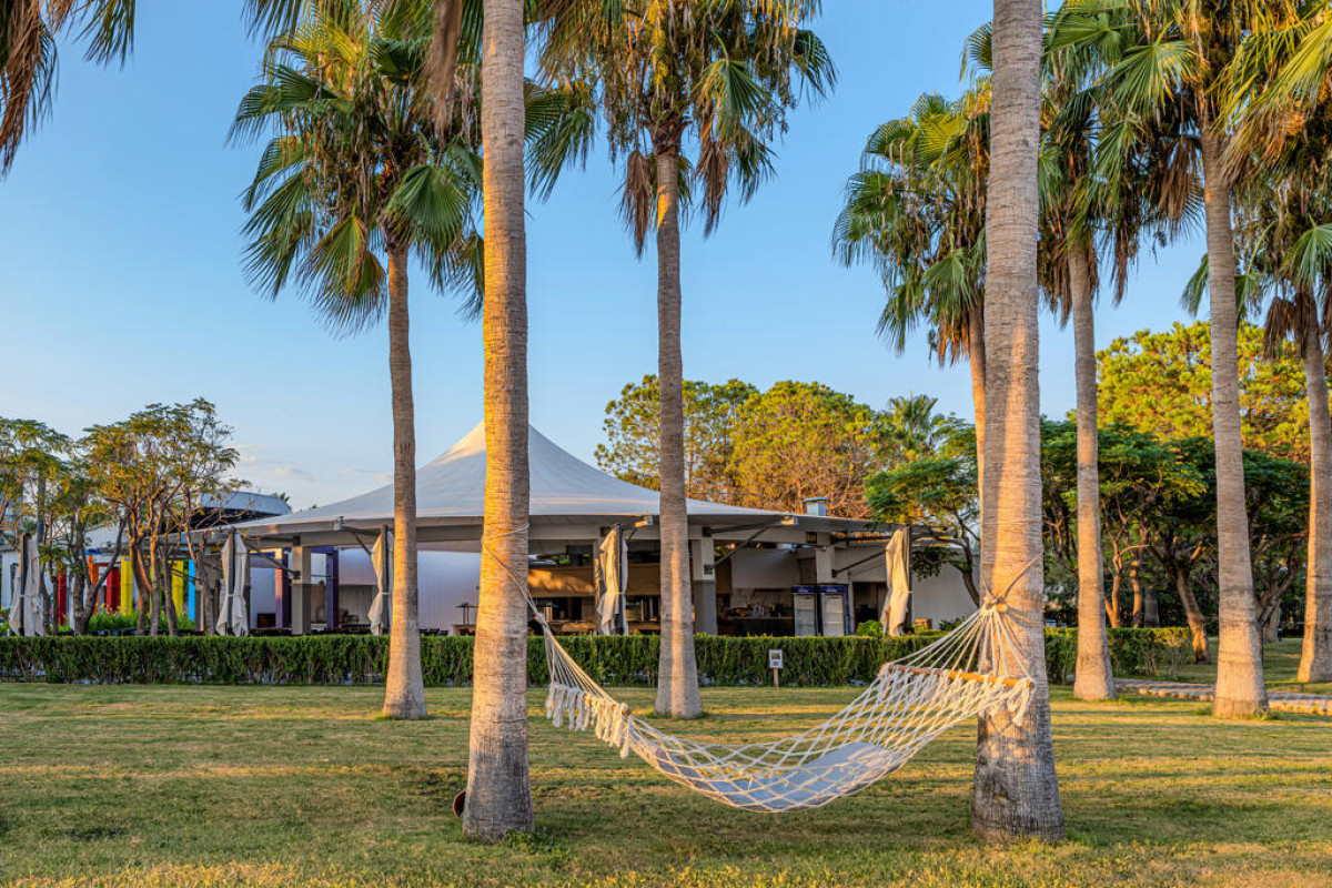 WASHINGTON RESORT HOTEL