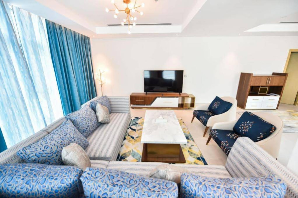 WATERFRONT HOTEL APARTMENT