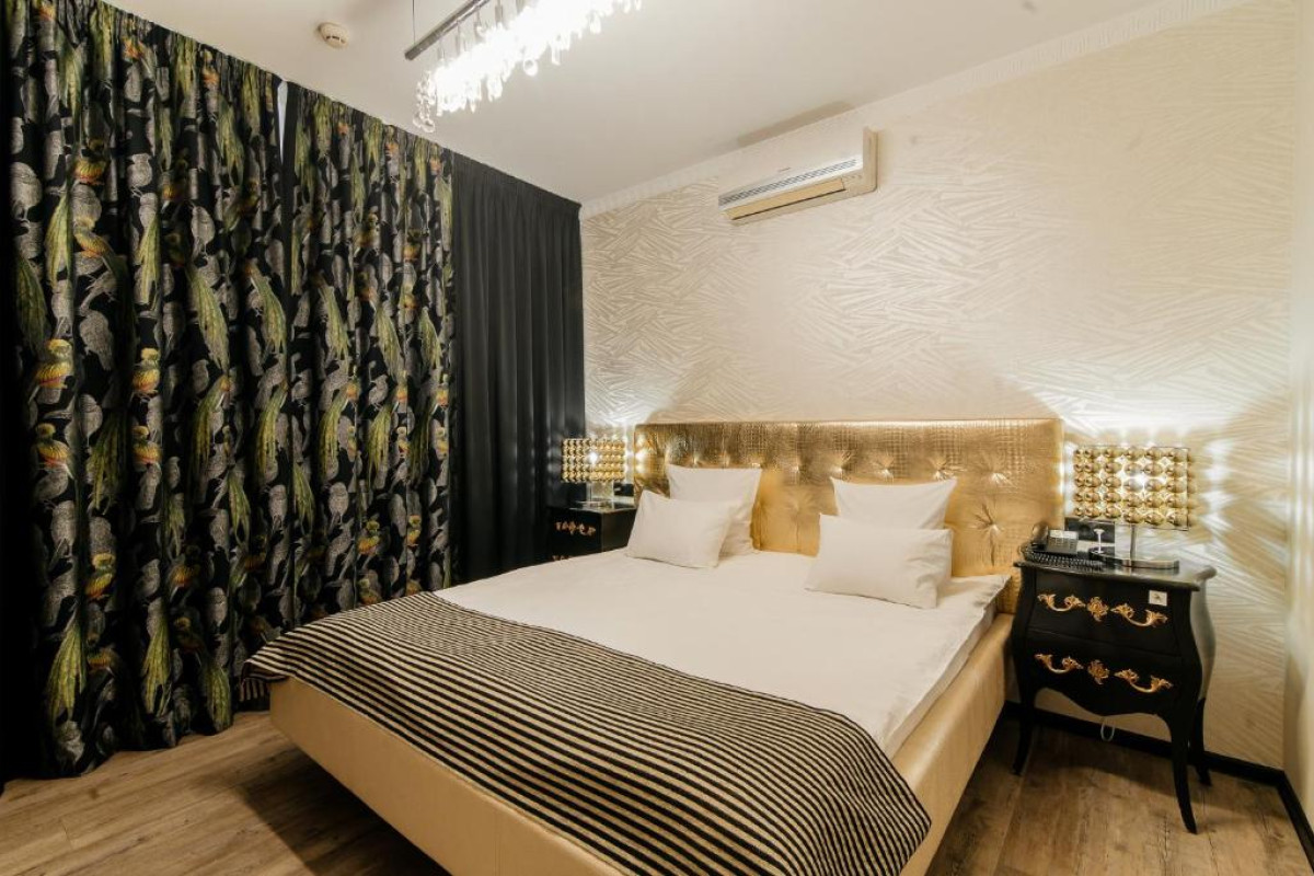 Weekend Boutique Hotel