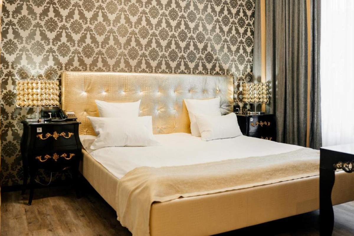 Weekend Boutique Hotel
