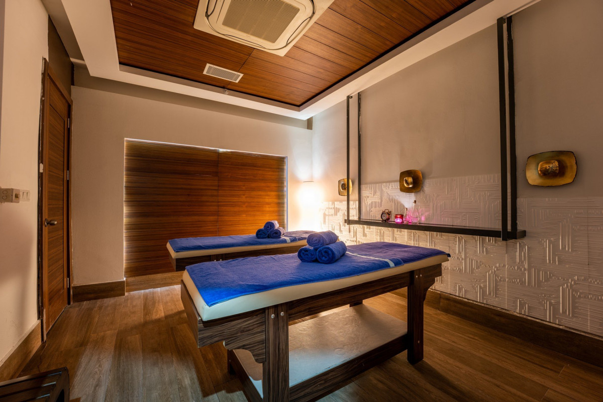 Dosinia Luxury