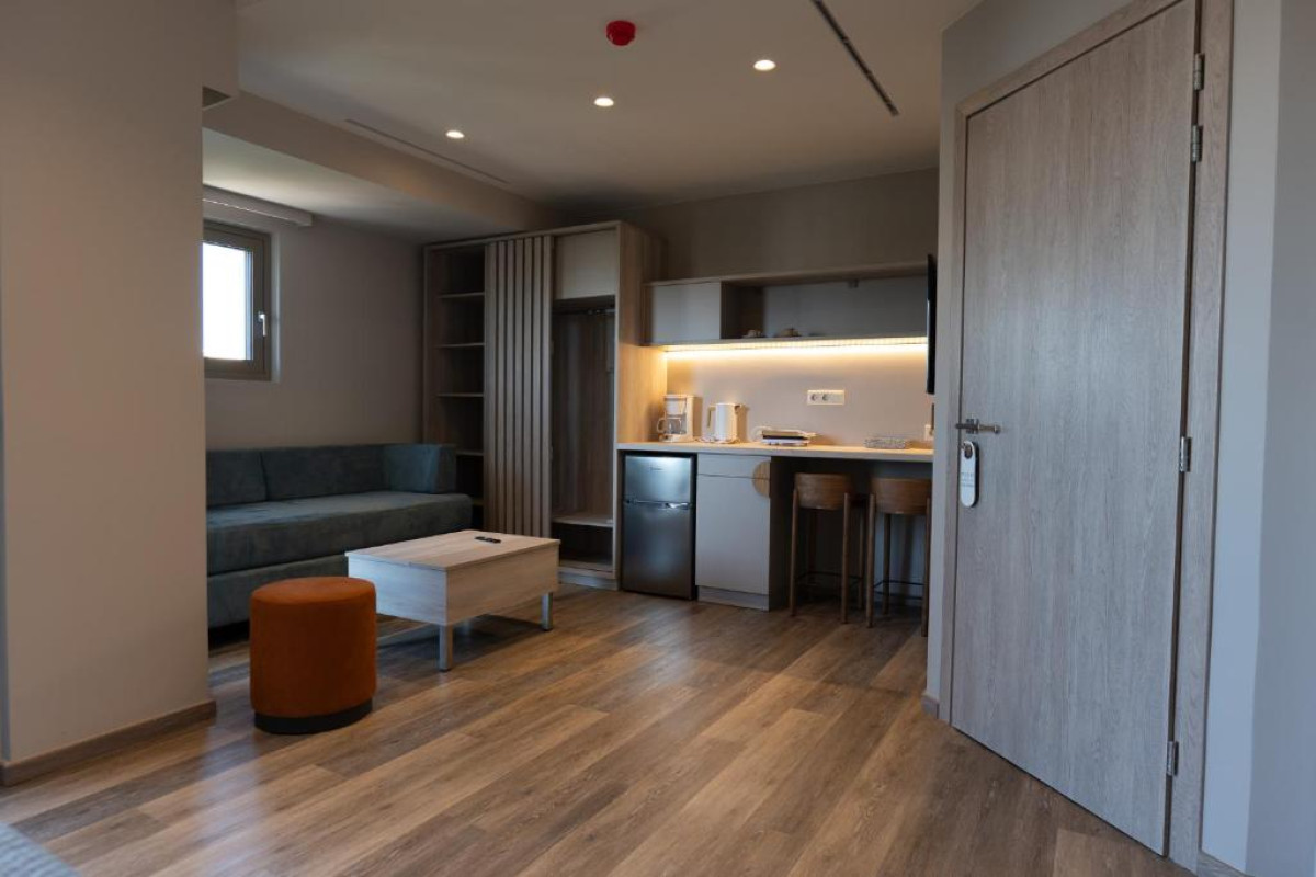 Wellnest Hotel
