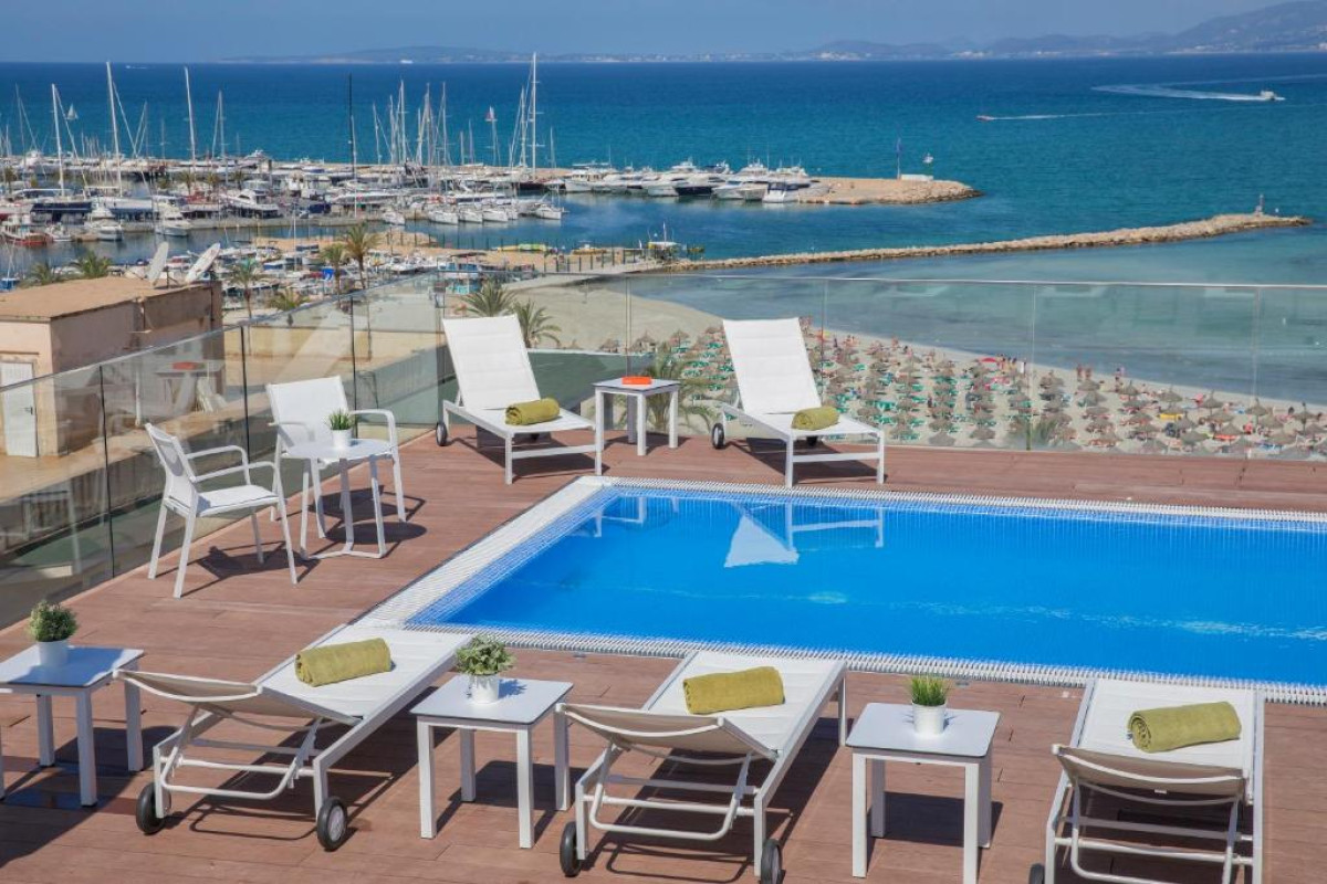 Hotel whala!beach